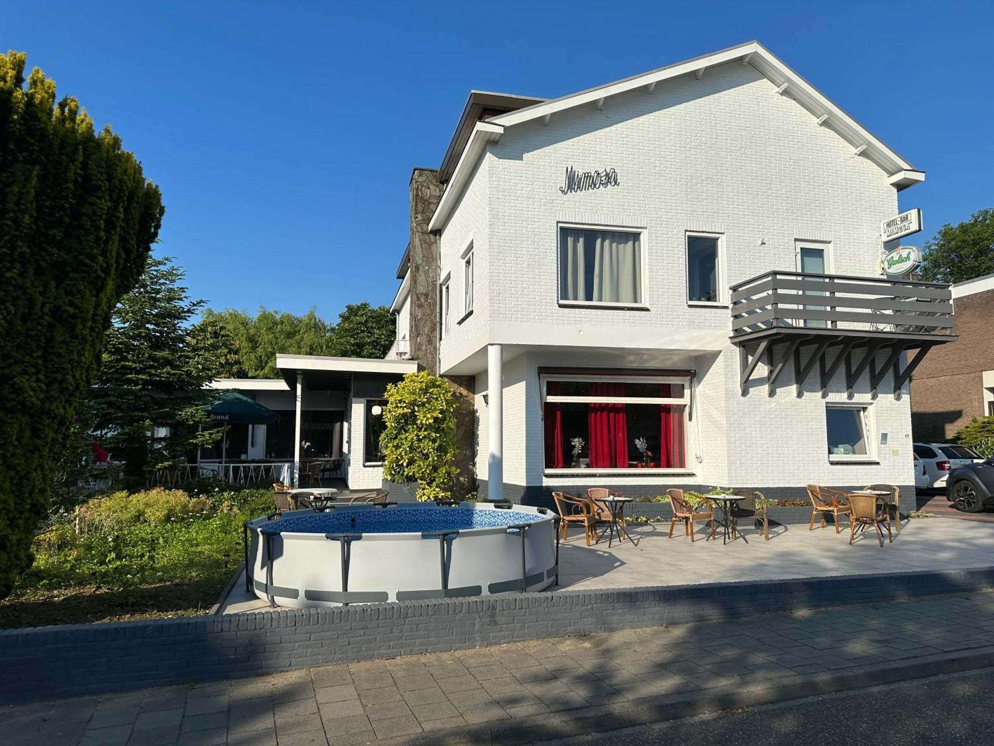 Mimosa Hotel Valkenburg aan de Geul Bagian luar foto